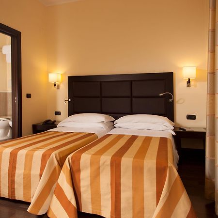 Hotel Buenos Aires Roma Esterno foto