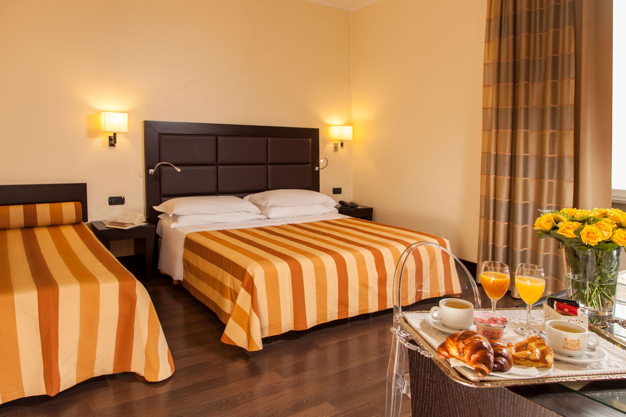 Hotel Buenos Aires Roma Esterno foto