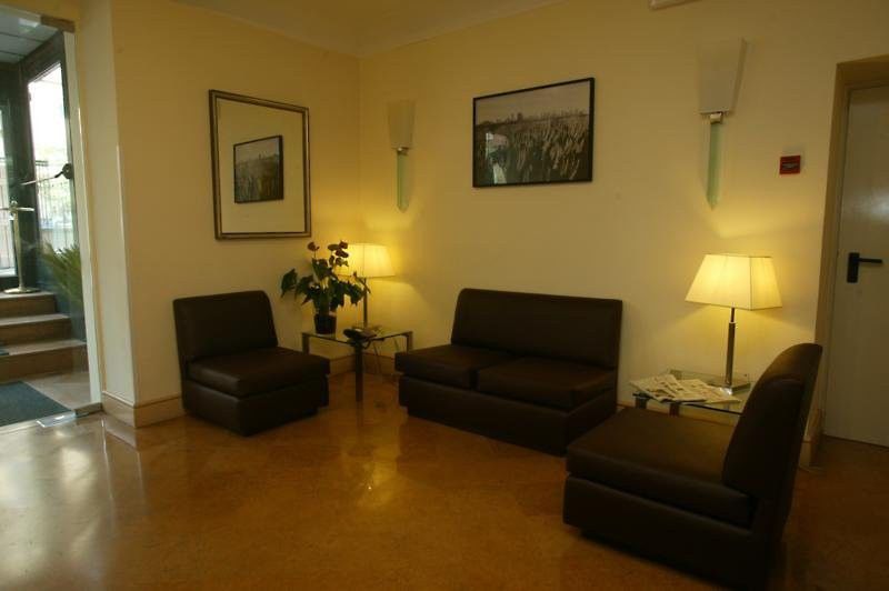 Hotel Buenos Aires Roma Esterno foto