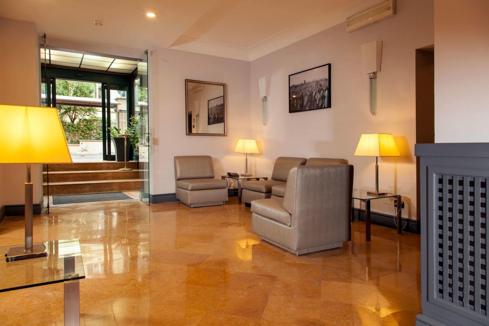 Hotel Buenos Aires Roma Esterno foto